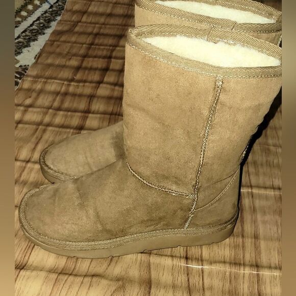 Nwot 3M thinsulate boots - Picture 3 of 5
